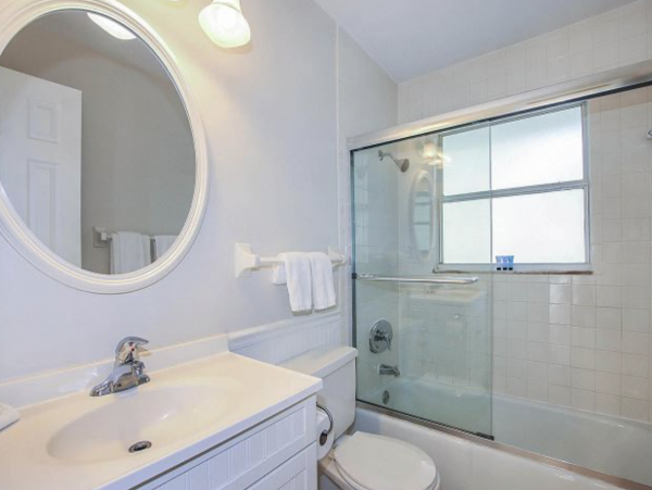 Captiva Home With Private Pool Three Bedroom Sleeps 8